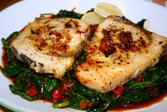 Healing-Recipes-Menstruation-Medicated-Tuna-Steaks-with-Sauteed-Spinach-The-Leaf-Online