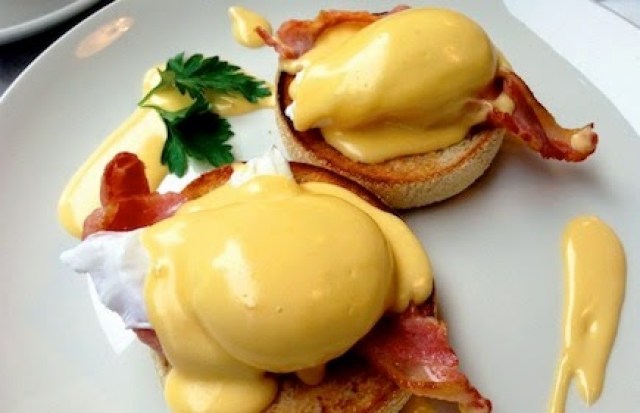 hollandaise