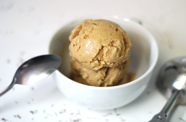 rooibos-tea-and-date-ice-cream