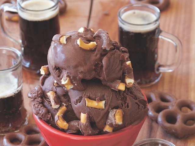 stout-and-pretzels-ice-cream