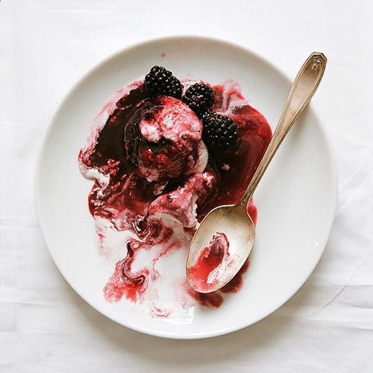 sweet-corn-raspberry-ice-cream