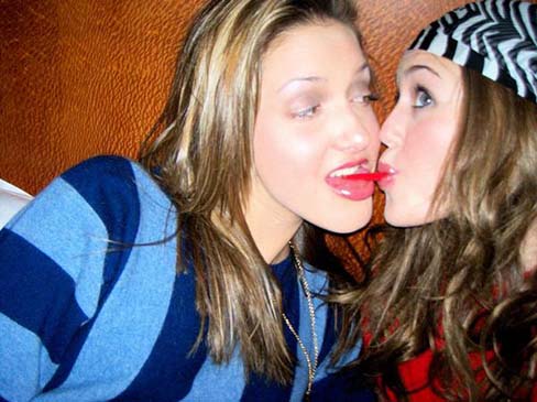 Miley Cyrus Lesbian Oral Sex - Miley Cyrus Is Not Heterosexual, So | Autostraddle