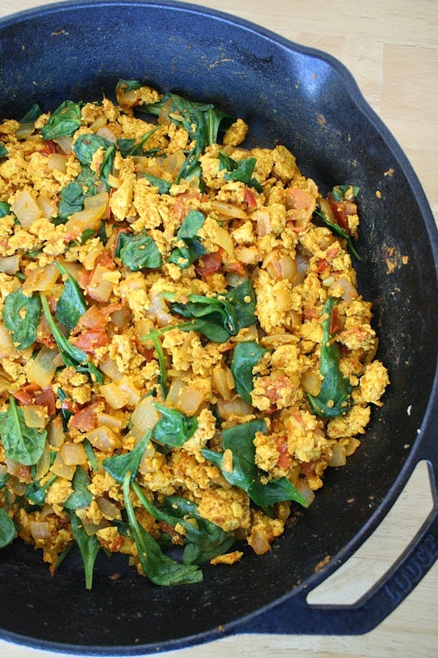 Tofu Scramble with Spinach and Tomato