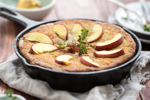 peach-thyme-skillet-cake_2