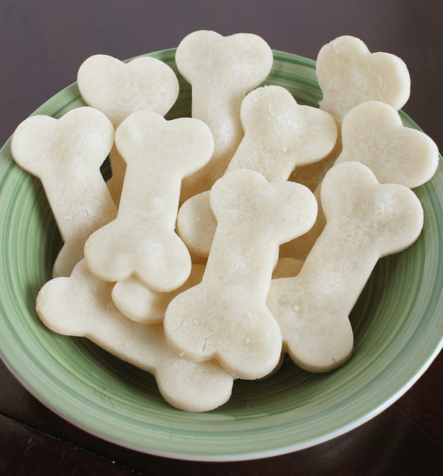 Chicken Biscuit Homemade Hypoallergenic Dog Treats Recipe