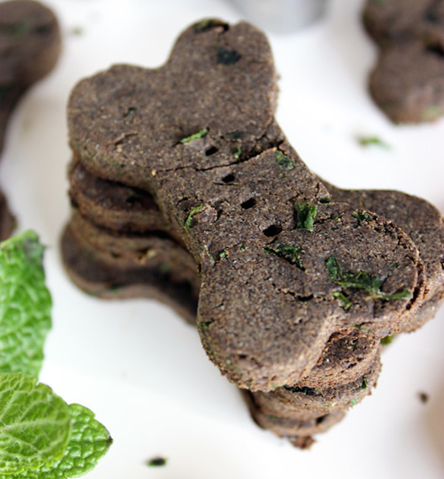 Mint Buckwheat Dog Biscuits