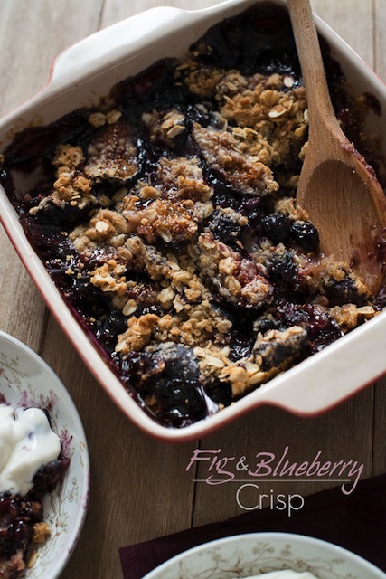 fig-and-blueberry-crisp-crumble-recipe-1