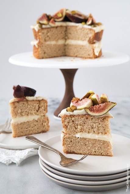 honey-earl-grey-fig-cake