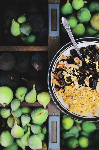 indian-sweet-rice-with-dried-figs-and-nuts