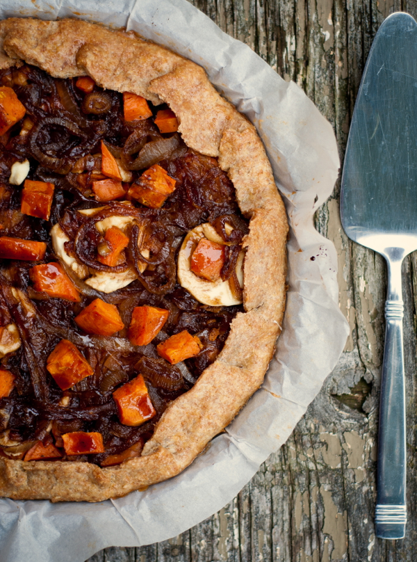 sweet-potato-balsamic-caramelized-onion-and-goat-cheese-galette