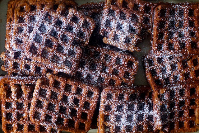 deep-dark-gingerbread-waffles1