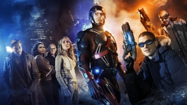Sara Lance (in white) in Legends of Tomorrow.