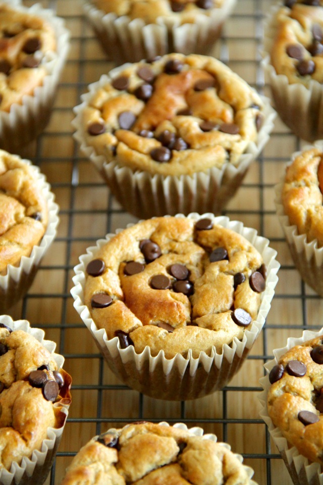 Banana Oat Greek Yogurt Muffins