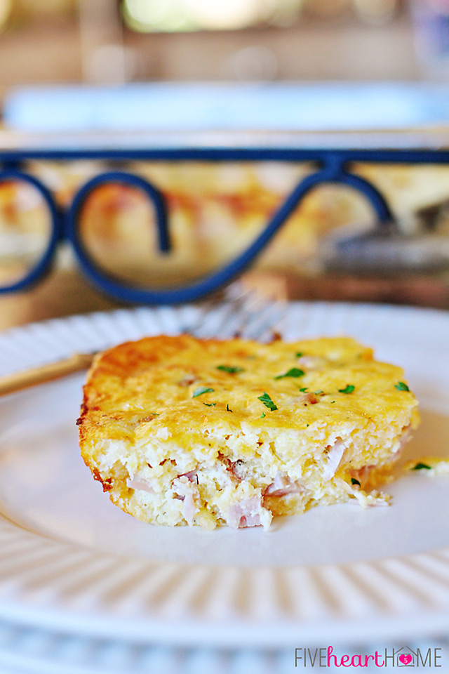 Cheesy Ham & Grits Breakfast Casserole