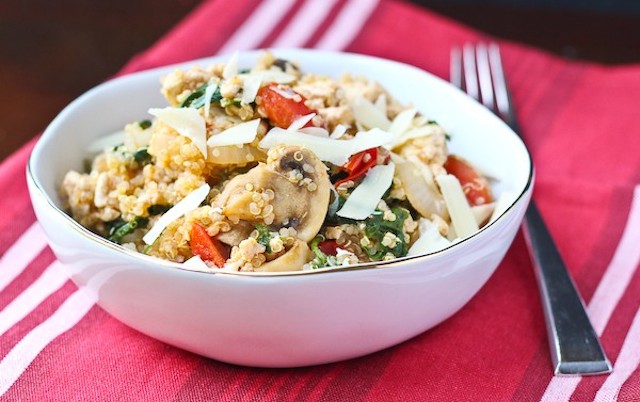 One Pan Quinoa with Ground Turkey, Kale, Mushrooms, Tomatoes