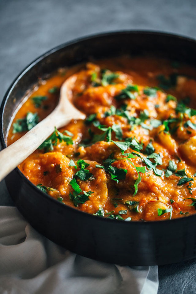 One Pot Spanish Chicken and Potatoes