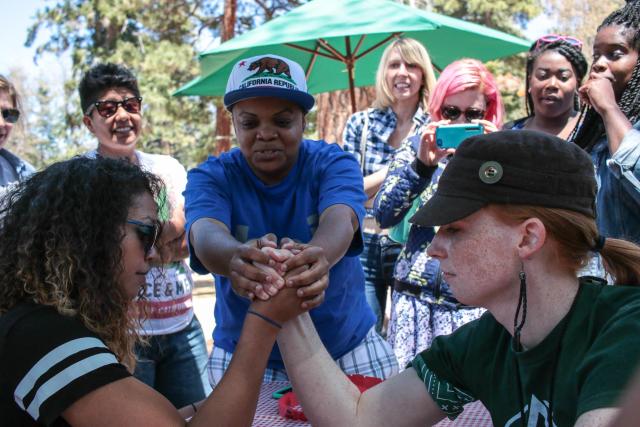 Arm-Wrestling