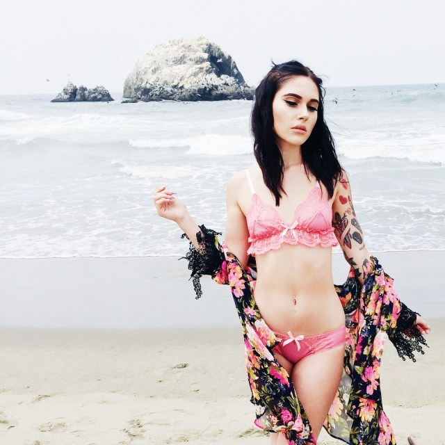 @bambidoll_ by hana haley via alexandreanissa.com