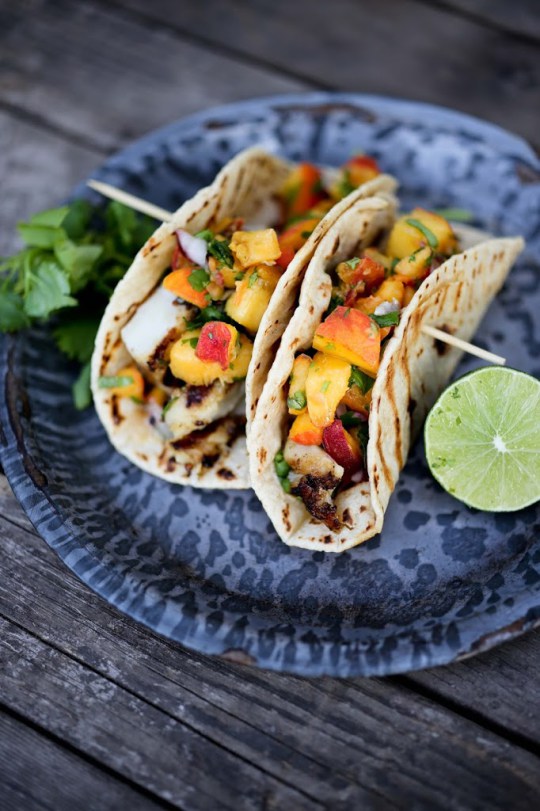 grilled-fish-tacos-with-peach-salsa-111