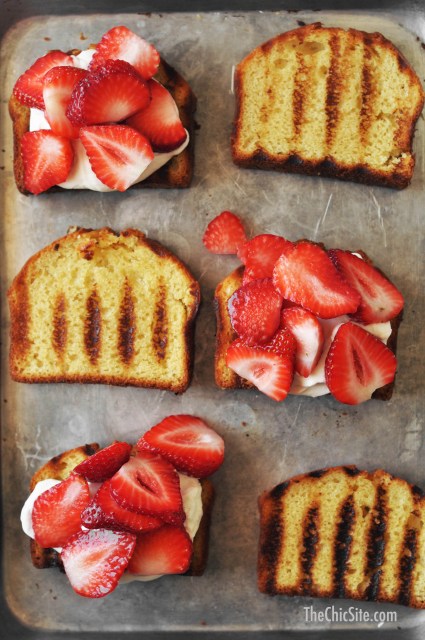 strawberry-shortcake-grillded-pound-cake