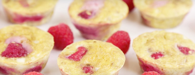 Flourless-3-Ingredient-Berry-Egg-Muffins-Recipe-Intro