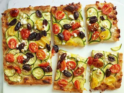 fnk_whole-wheat-cherry-tomato-zucchini-pan-pizza_s4x3-jpg-rend-sni12col-landscape