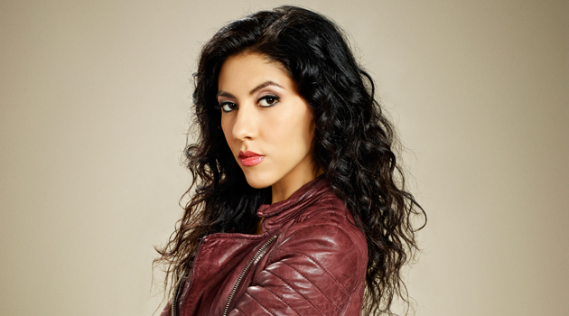 jacket-stephanie-beatriz-brooklyn-nine-nine-0820-feat