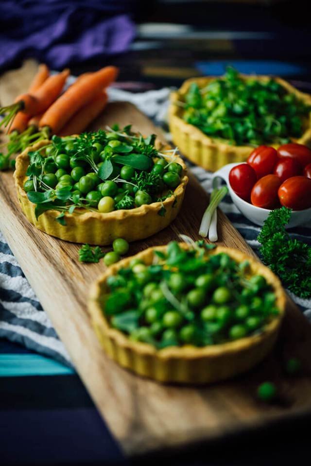 peas-and-cheese-tarts-3