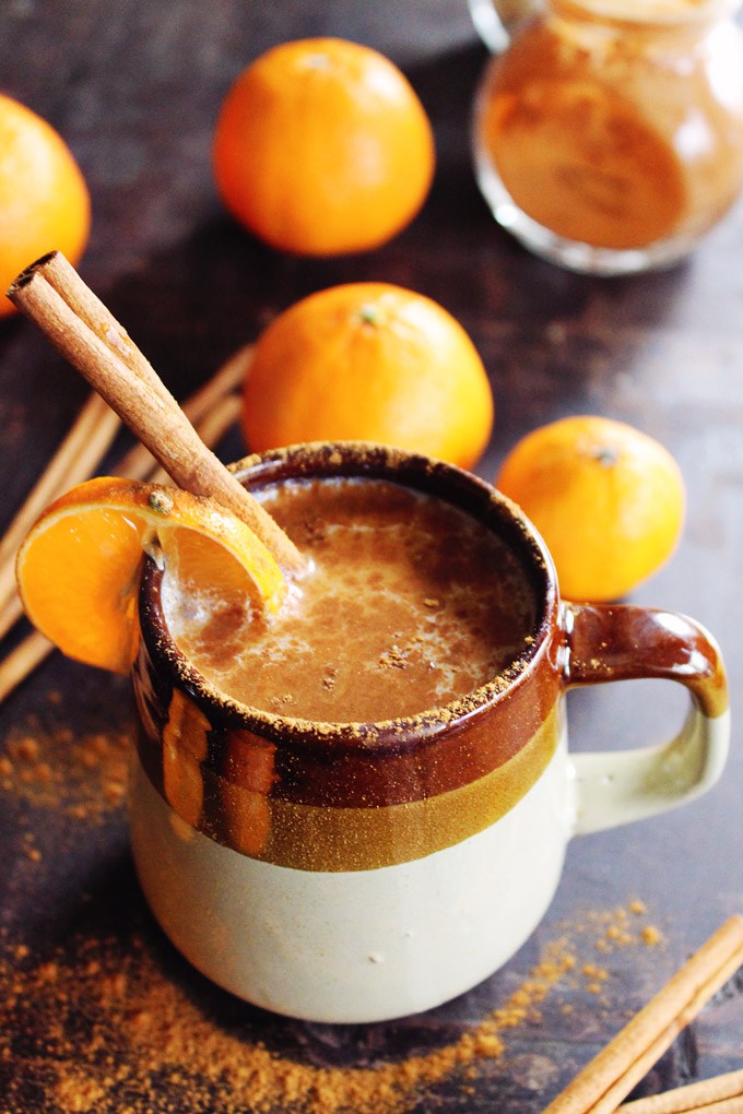 almond-milk-chai-with-whiskey-and-orange-6801
