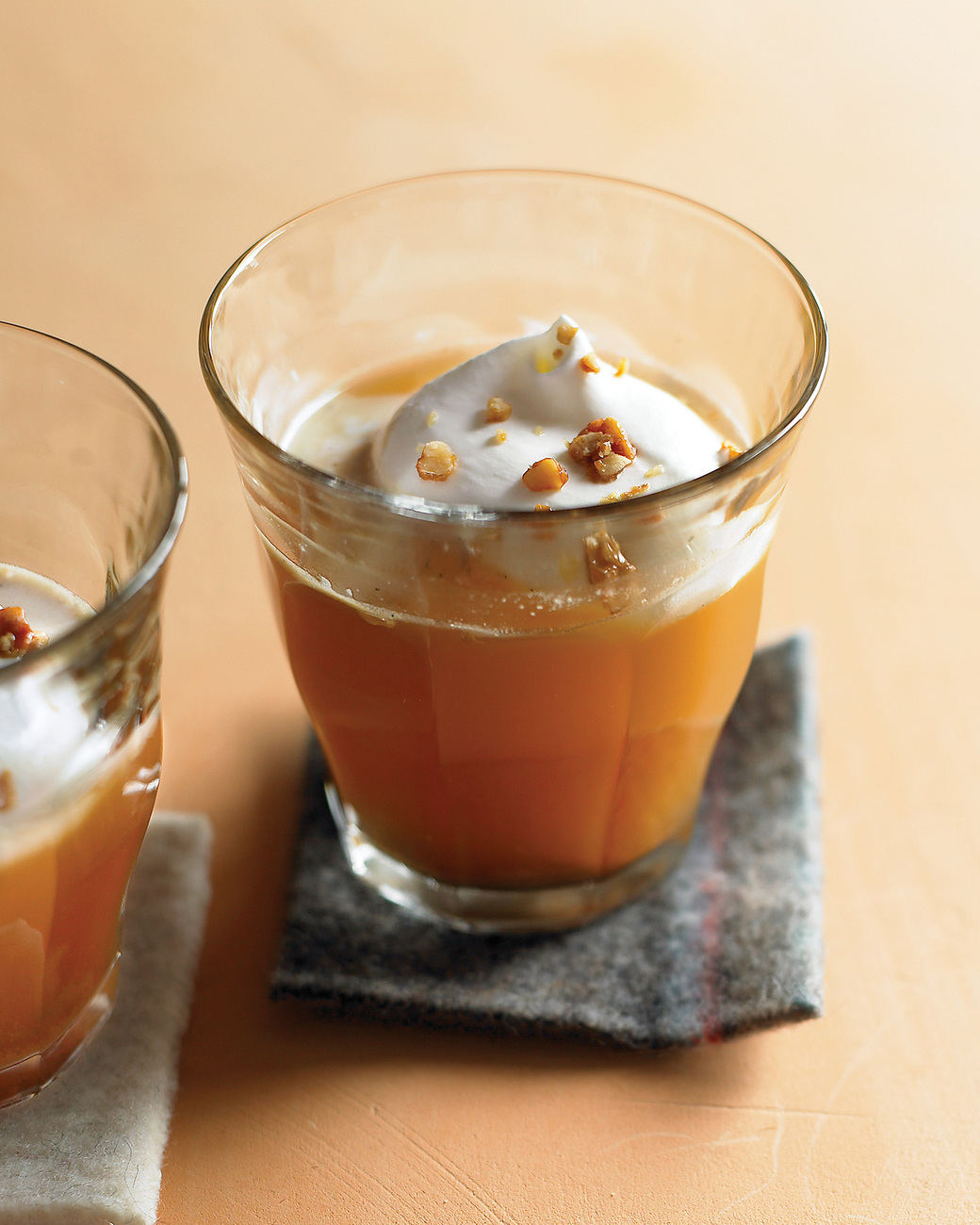 25 cozy fall drinks and cocktails to keep you warm and happy autostraddle 25 cozy fall drinks and cocktails to keep you warm and happy autostraddle