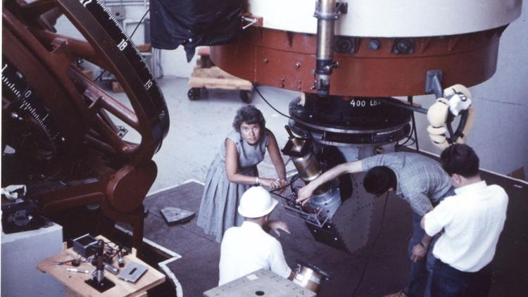 Astronomer Vera Rubin at the Lowell Observatory in 1965. (The Carnegie Institution via LA Times)