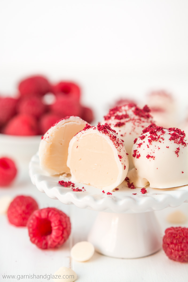 white-chocolate-raspberry-truffles-10