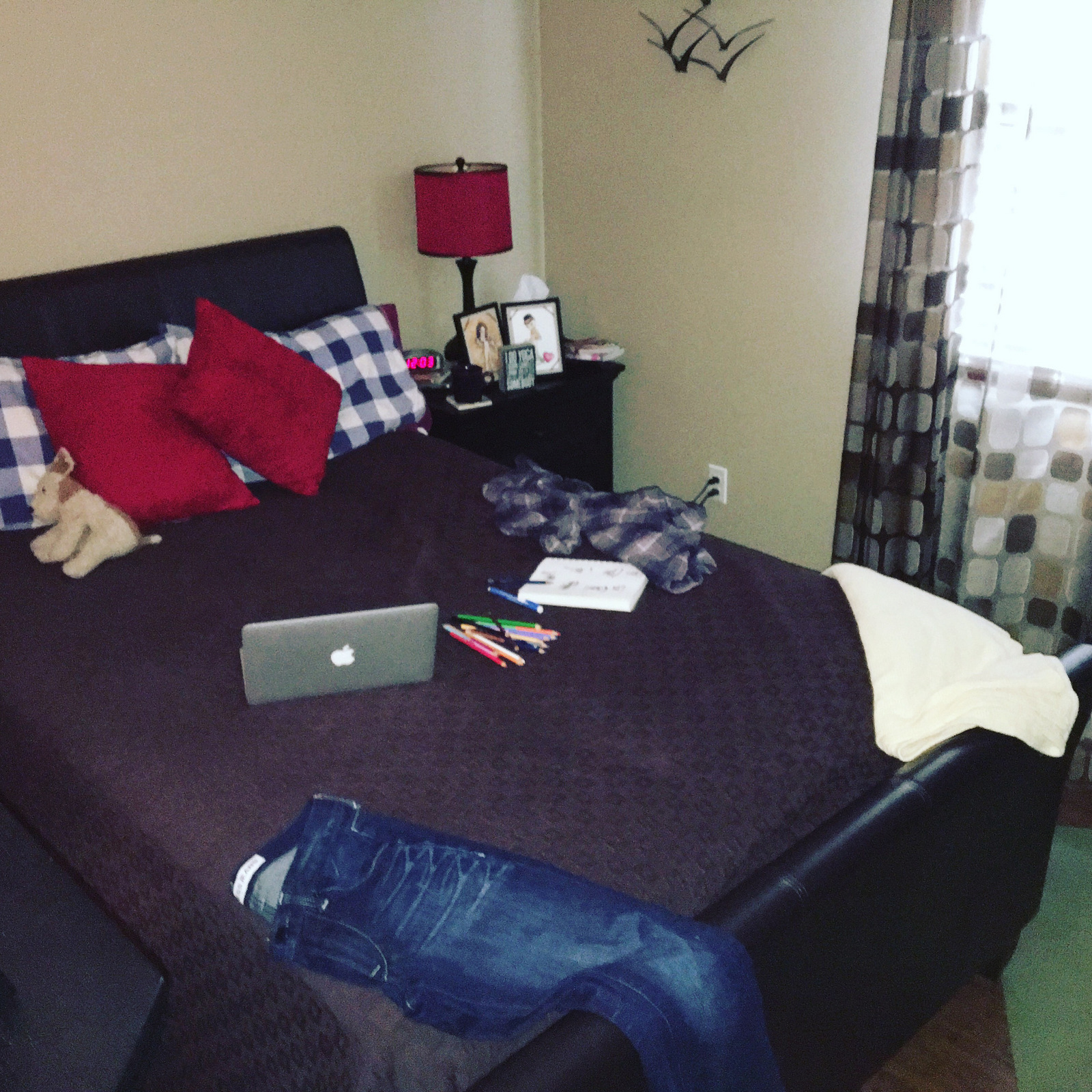 my favorite room essay silk theres a meeting in my bedroom mp