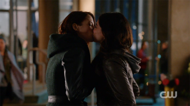 Alex kisses Maggie