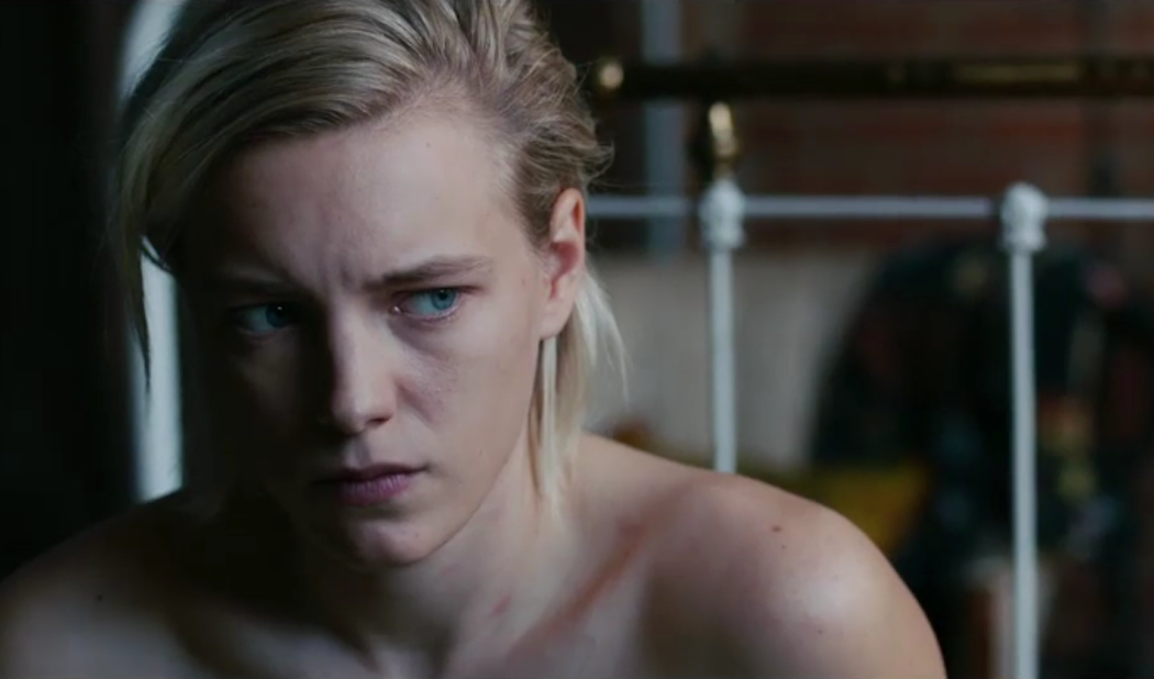 Below her mouth english subtitles online new arrivals