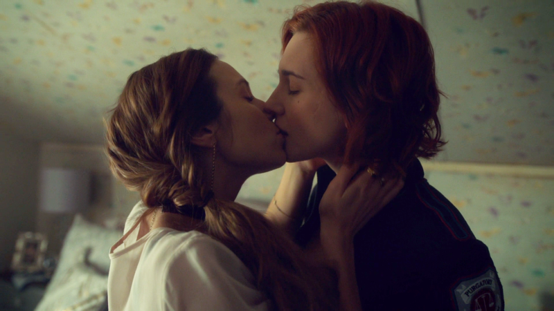 Waverly and Nicole kiss again again again