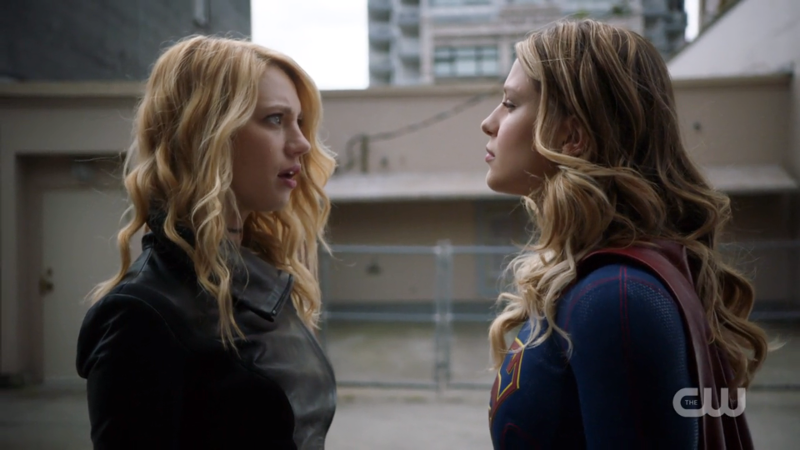 Supergirl stands up face to face with Psi