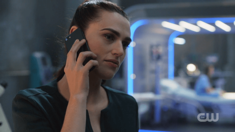 Lena Luthor is on the phone