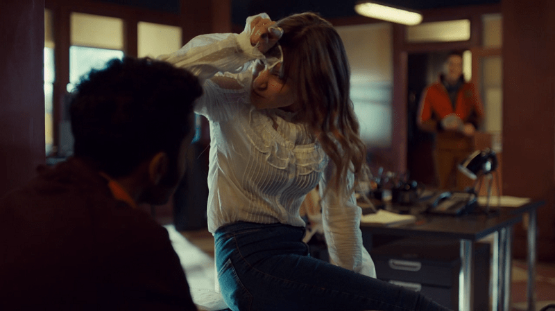 Waverly puts her finger to her forehead like she's a unicorn