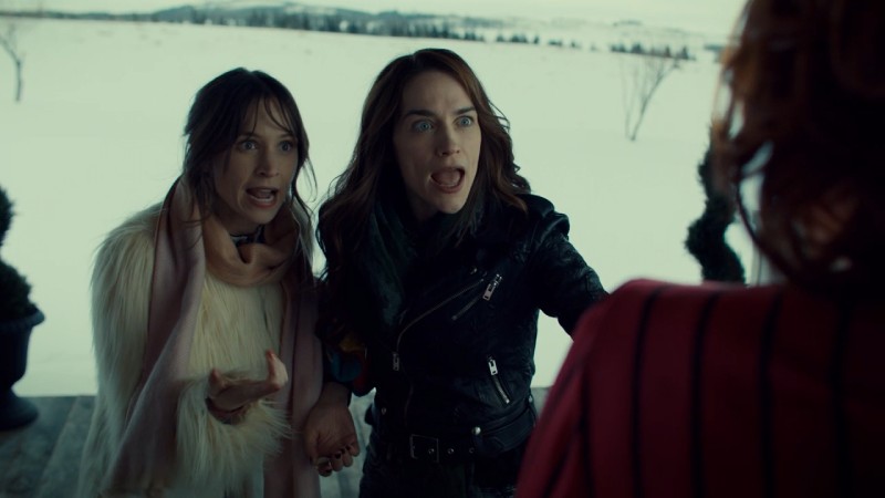 The Earp sisters gasp at Mercedes' face
