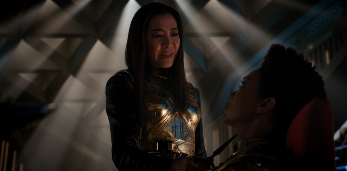 Emperor Georgiou holds a knife at Michael Burnham's throat on Star Trek: Discovery