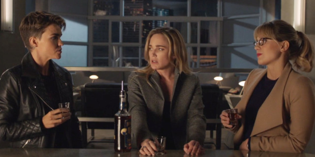 kate kane, sara lance, kara danvers