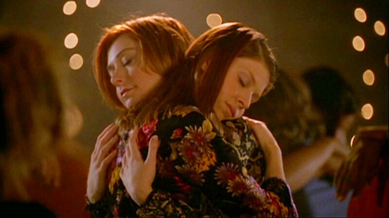 best lesbian sci-fi fantasy tv shows: willow and tara dancing