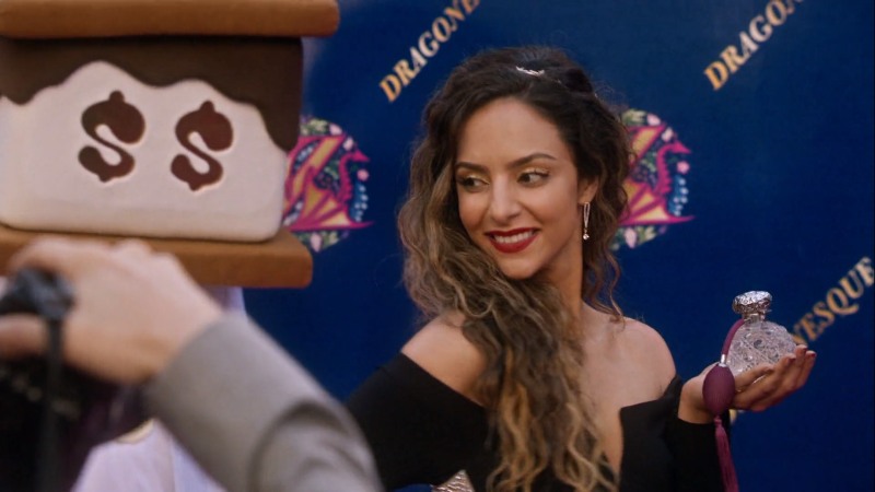 Zari poses for the paps