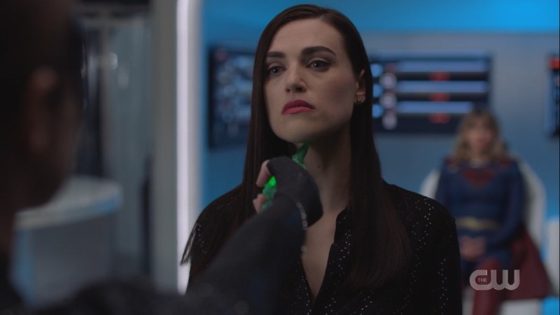 lena is prepared to die for supergirl