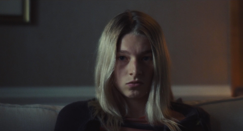 Euphoria streaming 2025 episode special jules