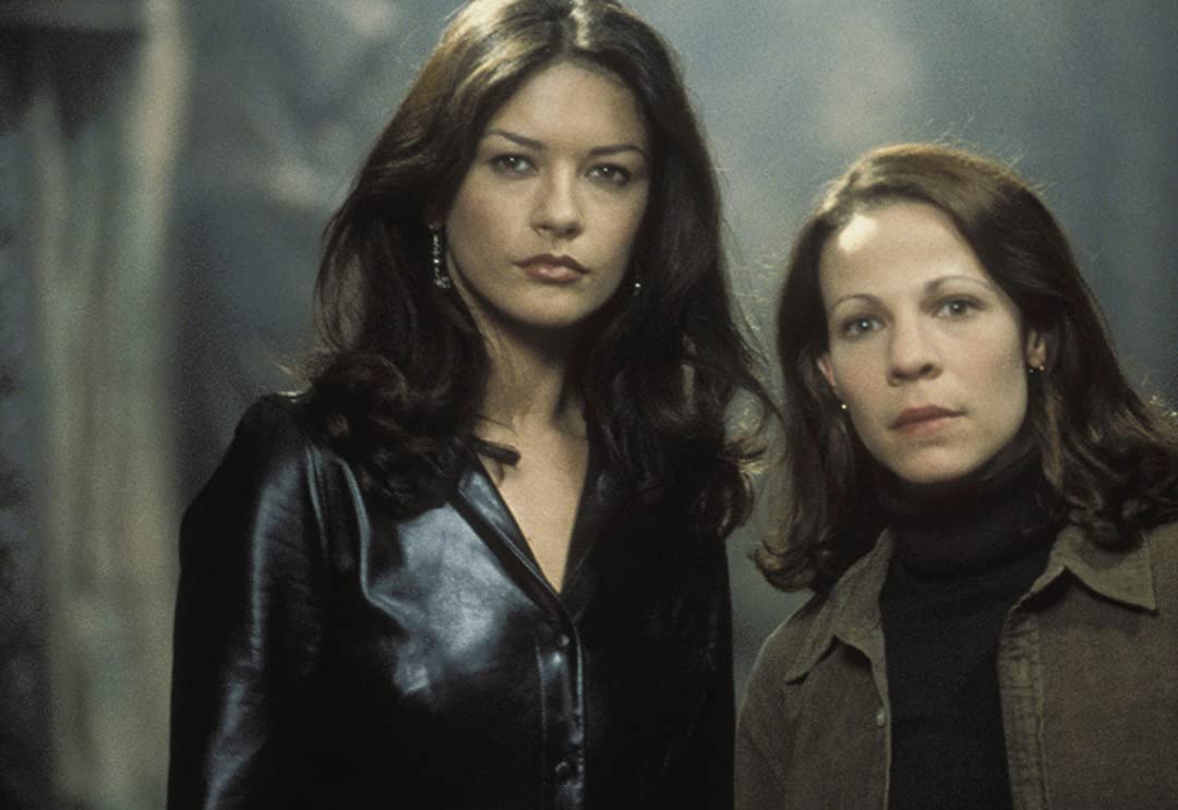 Catherine Zeta-Jones and Lili Taylor in "The Haunting"