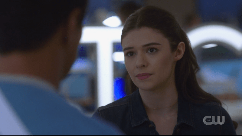 Supergirl recap: Nia looks apathetic.