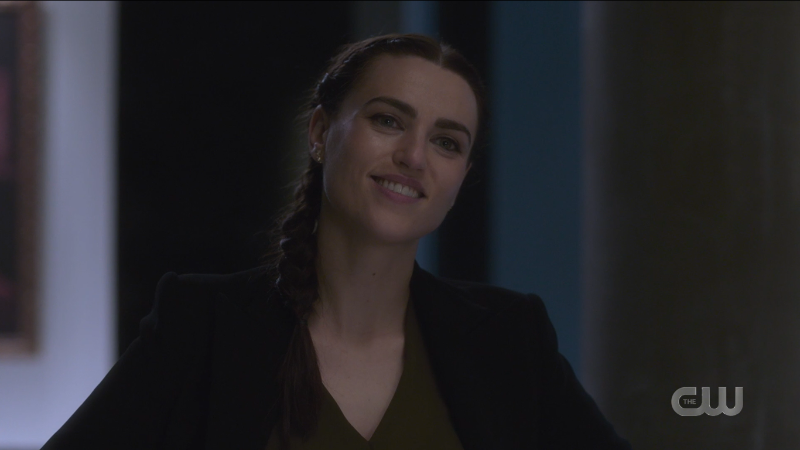 Supergirl recap: Lena smiles. Like really, genuinely smiles.