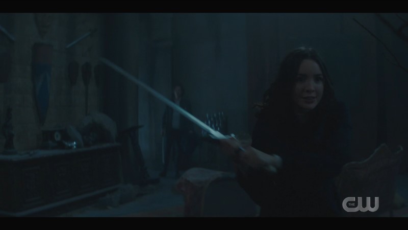 Screenshot from Nancy Drew: Queer badass Bess wields a sword.